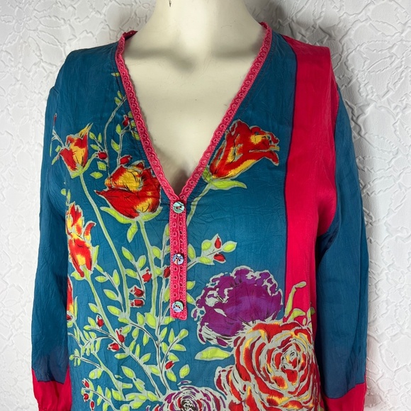 Johnny Was long Sleeve - Picture 2 of 7